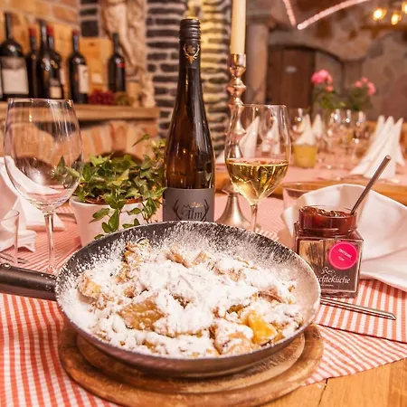 Rosis Sonnbergstuben Hotel Kitzbuhel