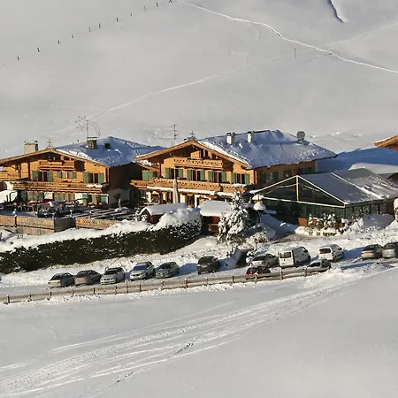 Hotel Rosis Sonnbergstuben 4*