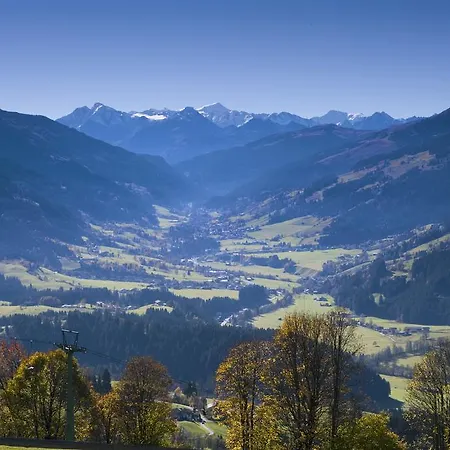 Rosis Sonnbergstuben Hotel 4*